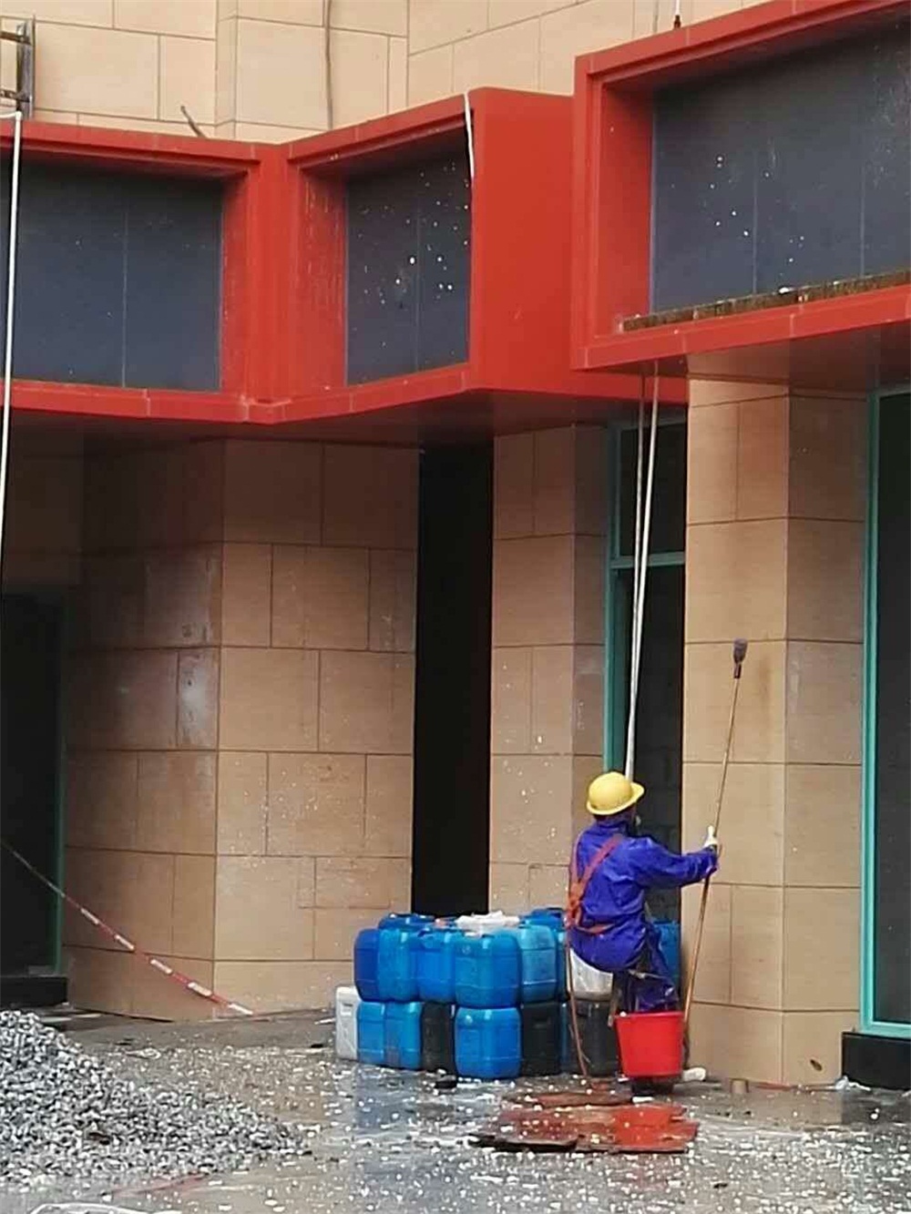 祈福二期外墙清洗中