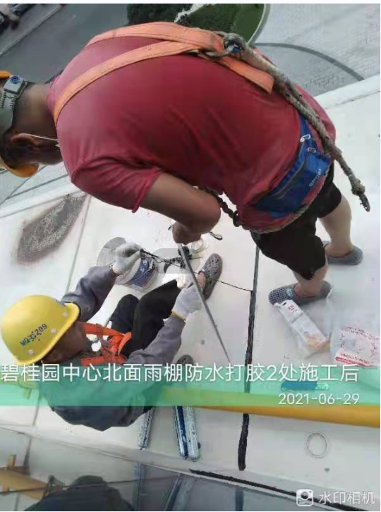 东莞碧桂园中心幕墙维修